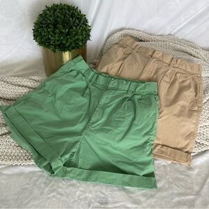 GAP Green and Tan Bermudas Relaxed Fit Shorts Size 8